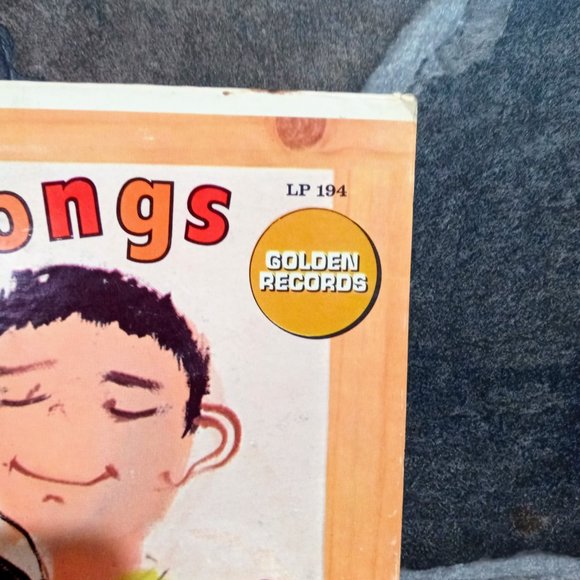 The Golden Singers & Orchestra Kindergarten Playtime Songs LP 194 - Picture 2 of 6